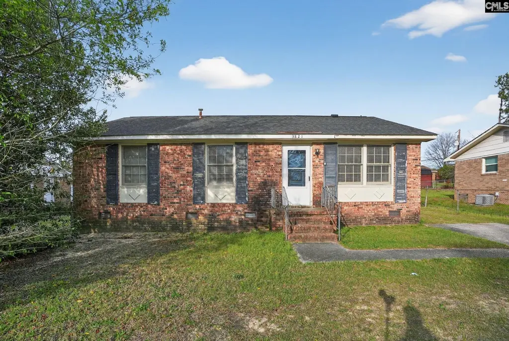 3821 Trotter Rd