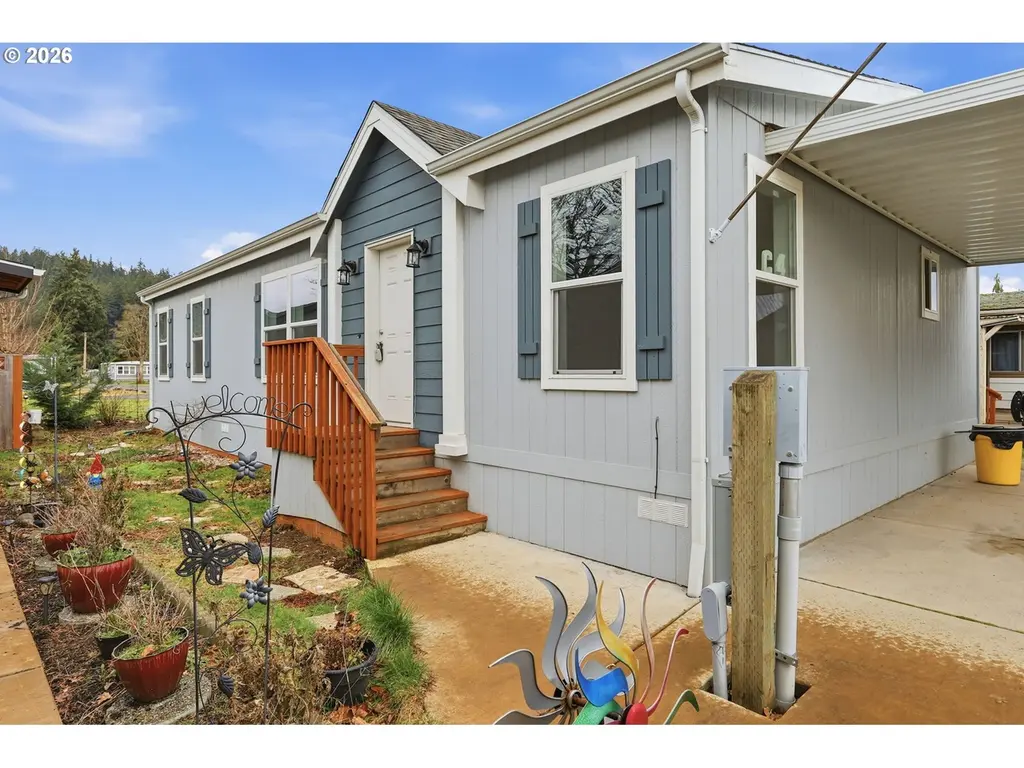10701 SE Highway 212 Unit C4