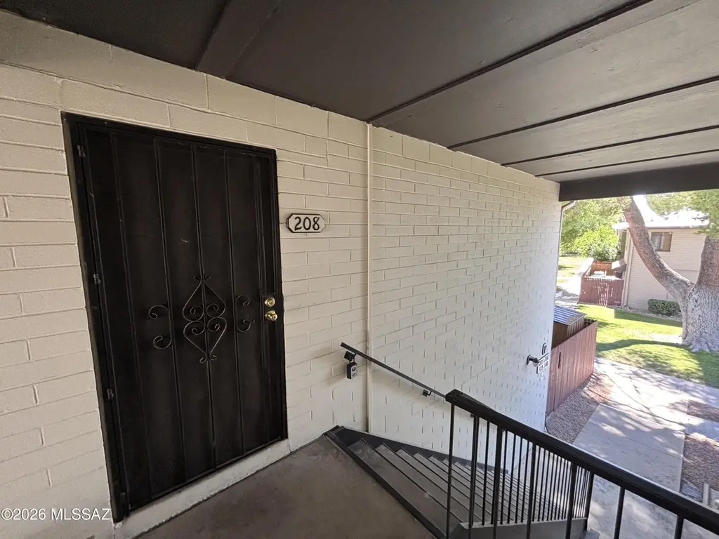 1318 S Avenida Polar Unit F208
