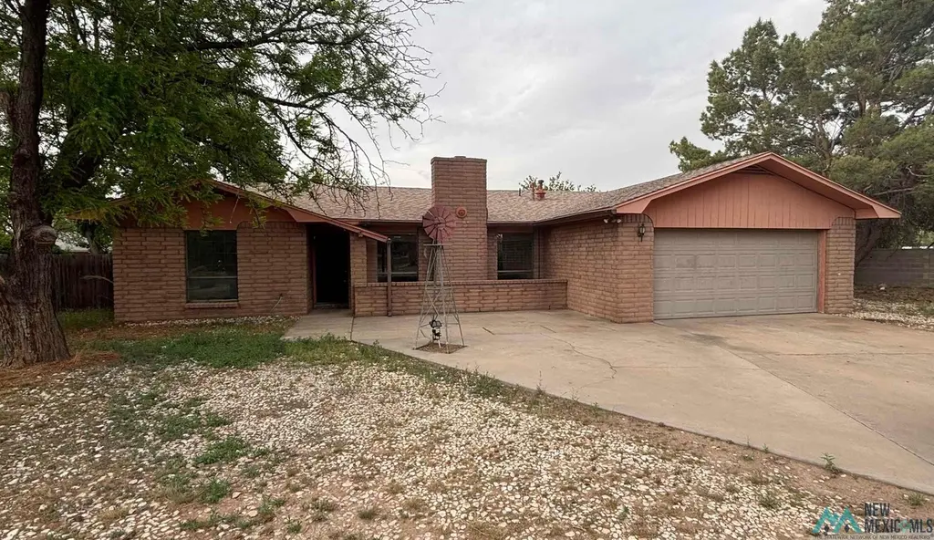 713 La Fonda Dr