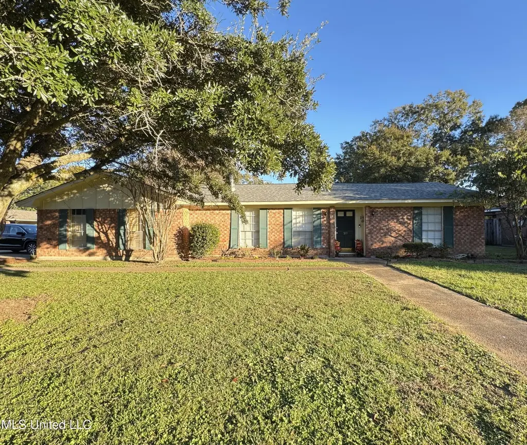 319 Margaret Ave