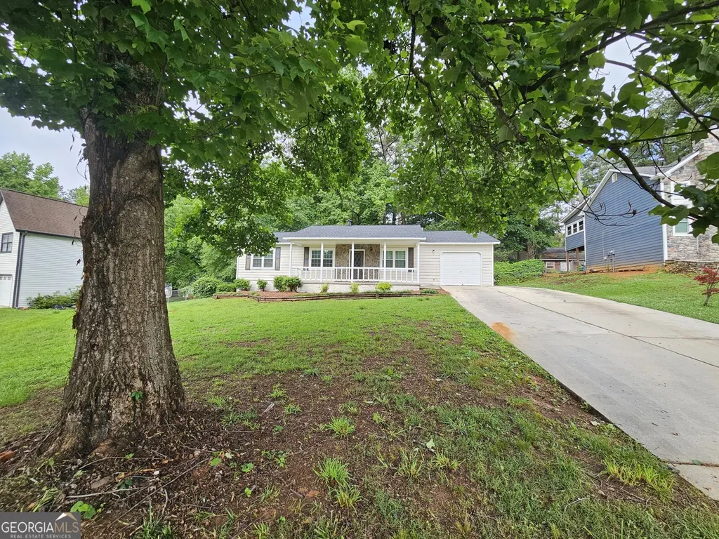 2896 Old South Dr
