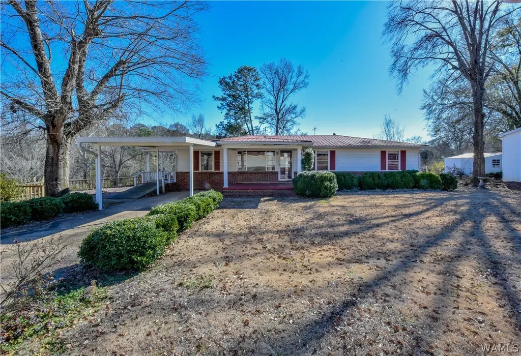 5101 Applewood Dr
