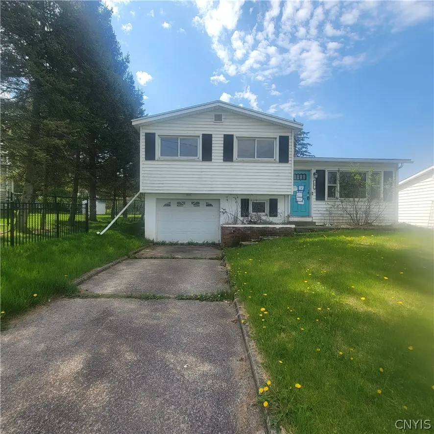 28 Saint Anthony St