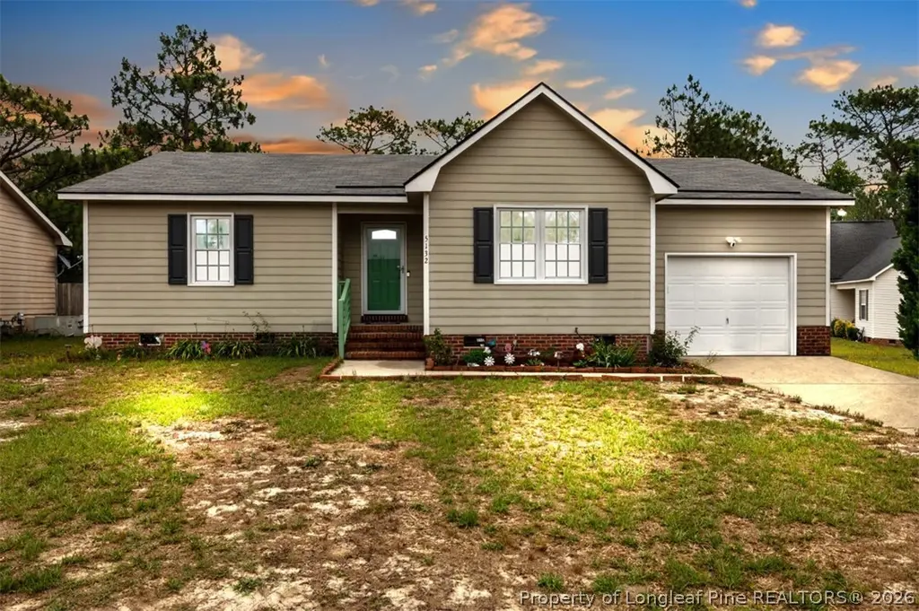 5132 Thackeray Dr