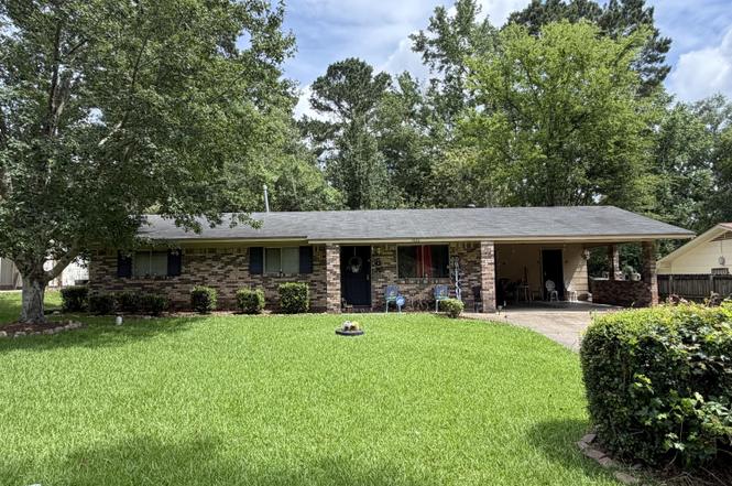 1920 Bienville Dr