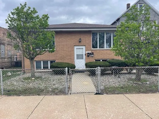 1308 W 150th St
