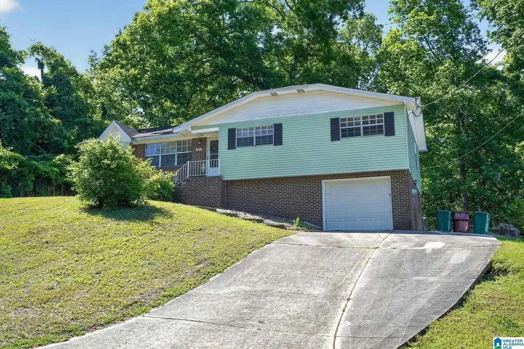 221 Jupiter Dr
