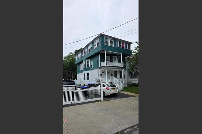 77 Carroll St