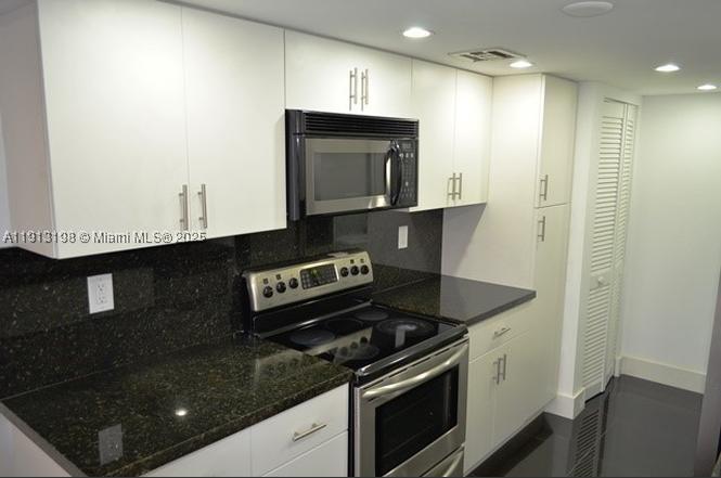 290 174th St Unit M10