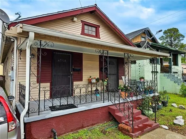 1905 07 Arts St