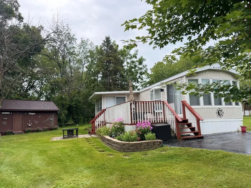413 Skyline Dr