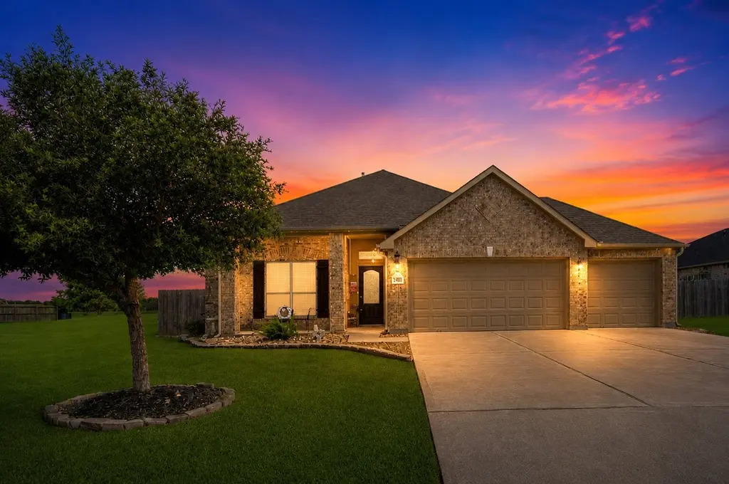 546 Green Meadows Dr
