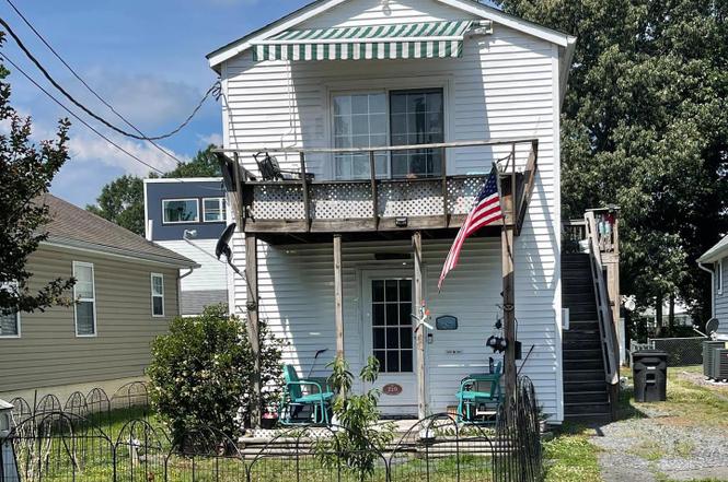 219 Lossing Ave