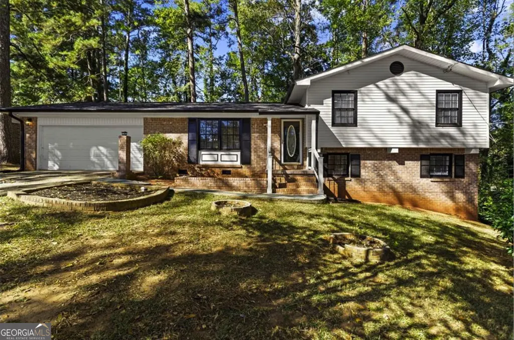 3666 Stanford Cir
