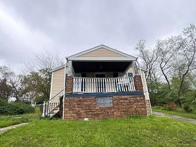 2436 W Hardies Rd
