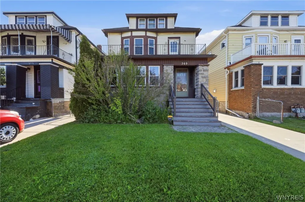 369 Colvin Ave