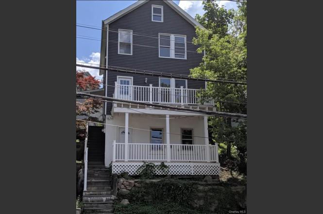 128 Croton Ave