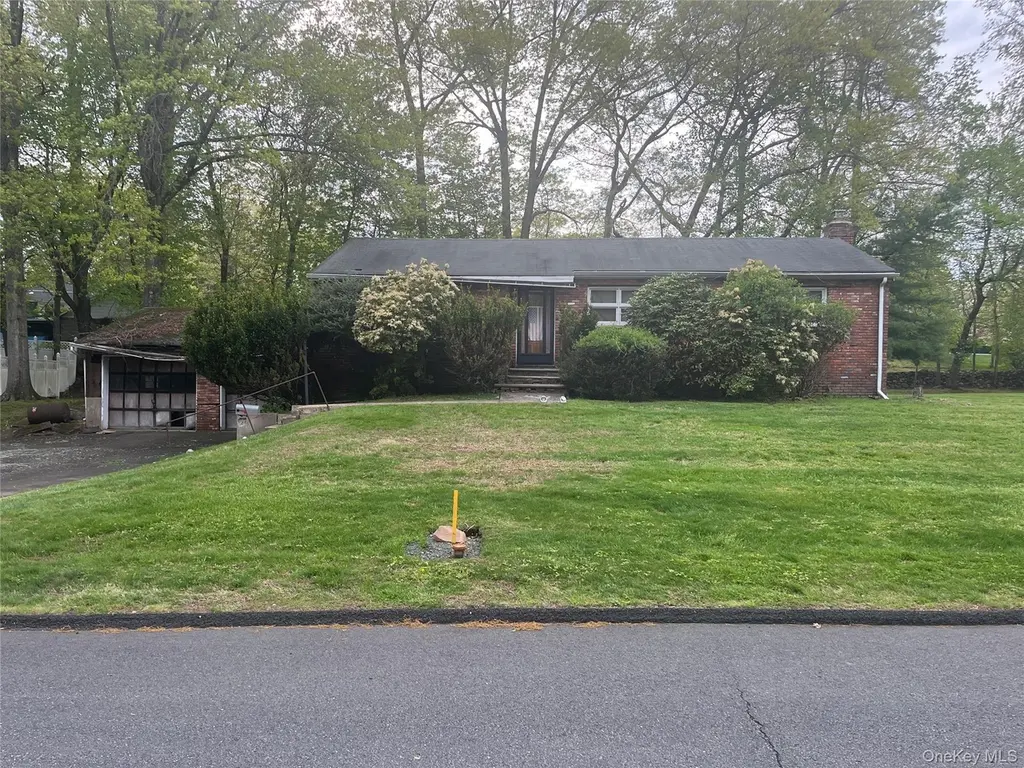 7 Radcliff Dr