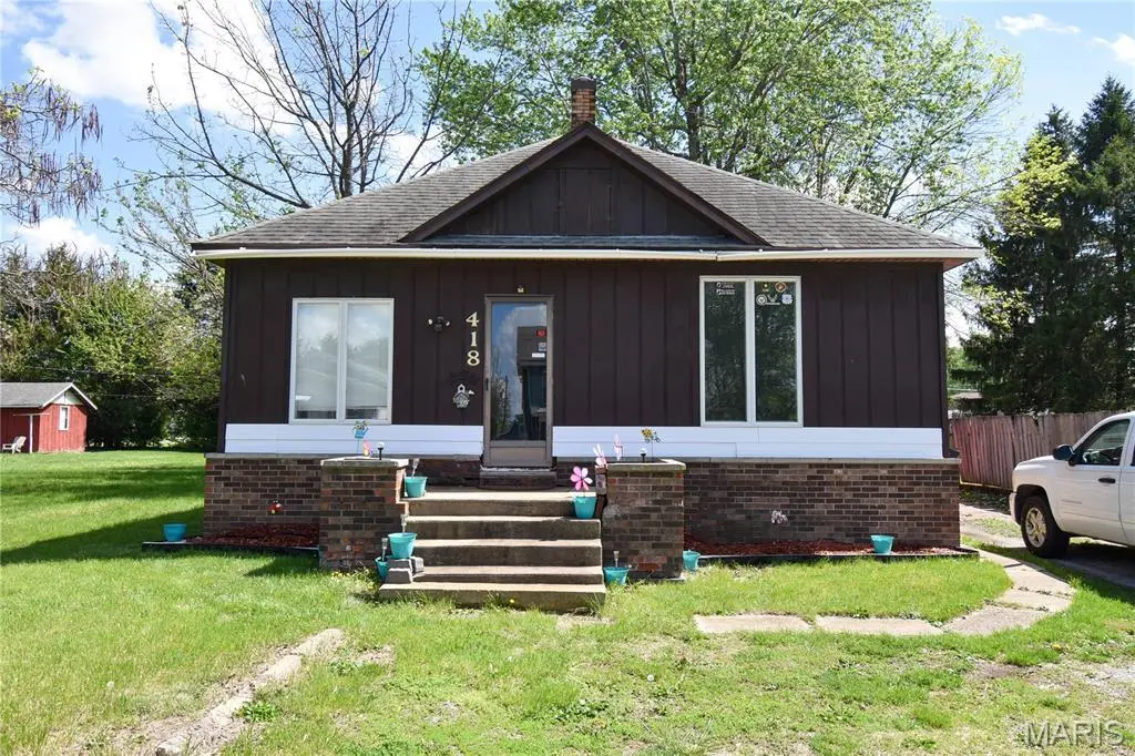 418 E Elm St