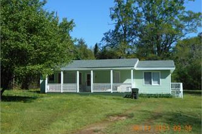 32 Pine Dr
