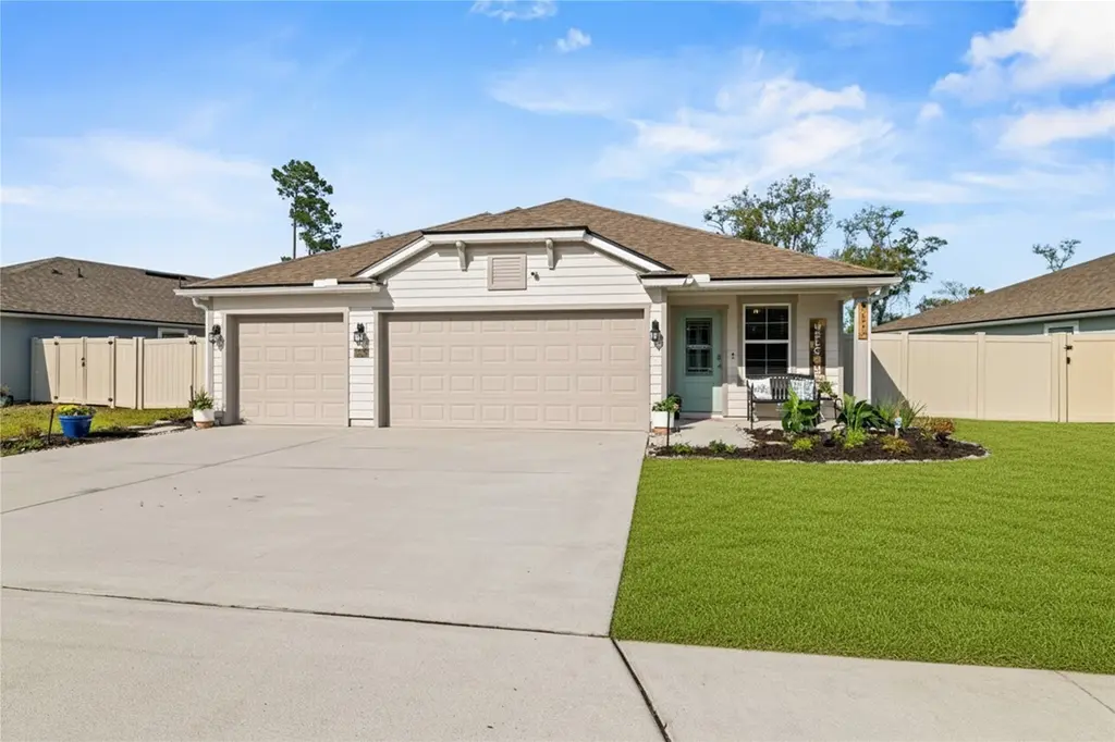 66087 Edgewater Dr