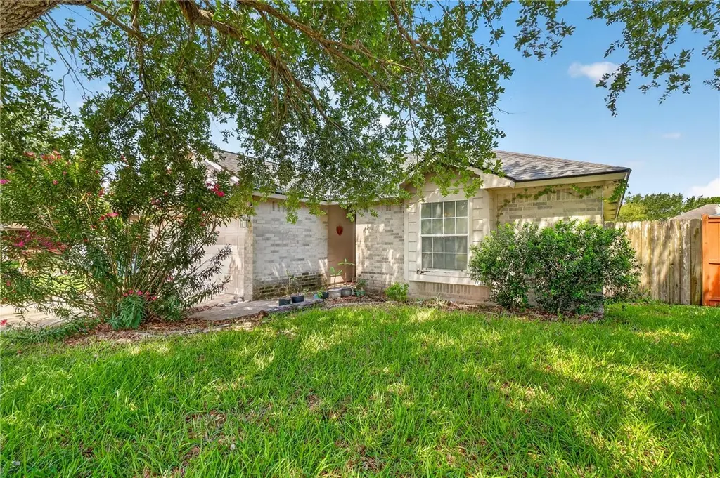 3017 Whistler Dr