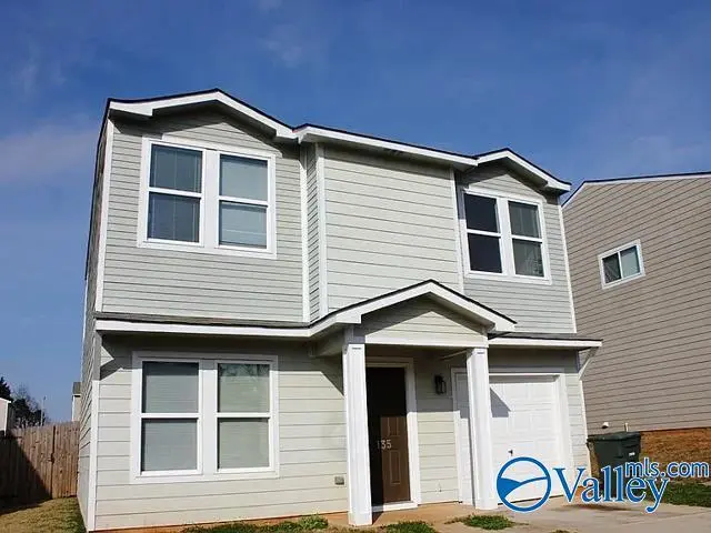135 Whitestone Dr