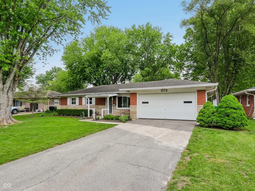 222 Pamela Pkwy