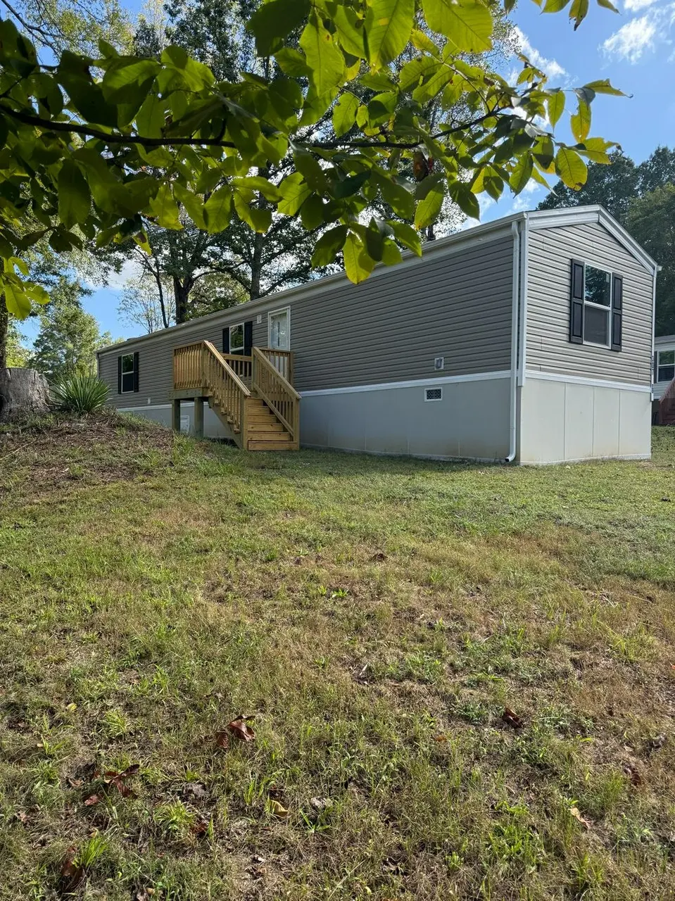 307 Stratford Rd
