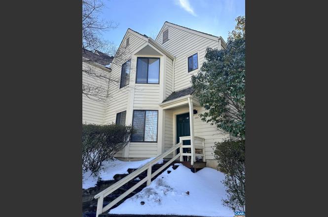 1209 Chatham Rdg