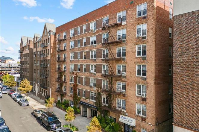 3111 Brighton 2nd St Unit 1A