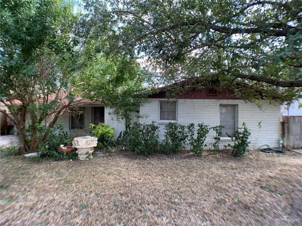 817 E Parkwood Dr