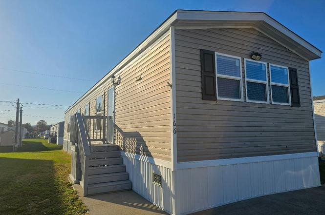 1050 Highway 44 W #166