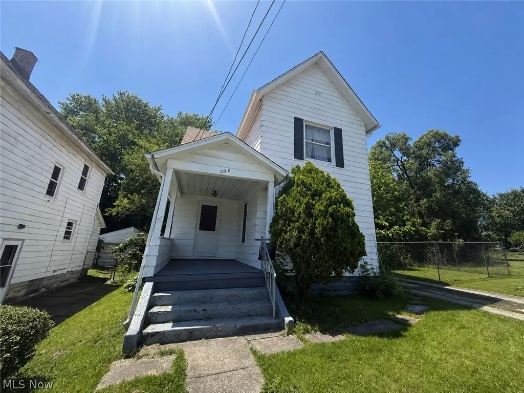 232 S Garland Ave