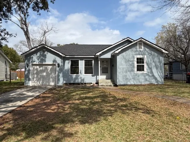 716 E Republic Ave