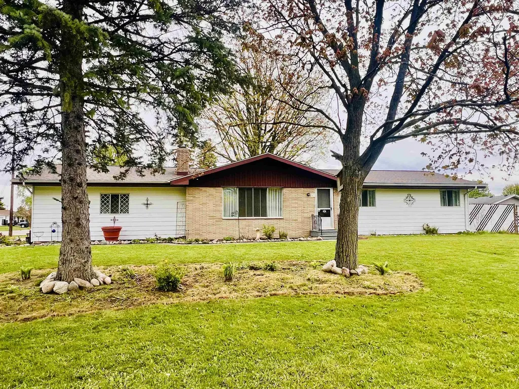 5677 Michael Dr