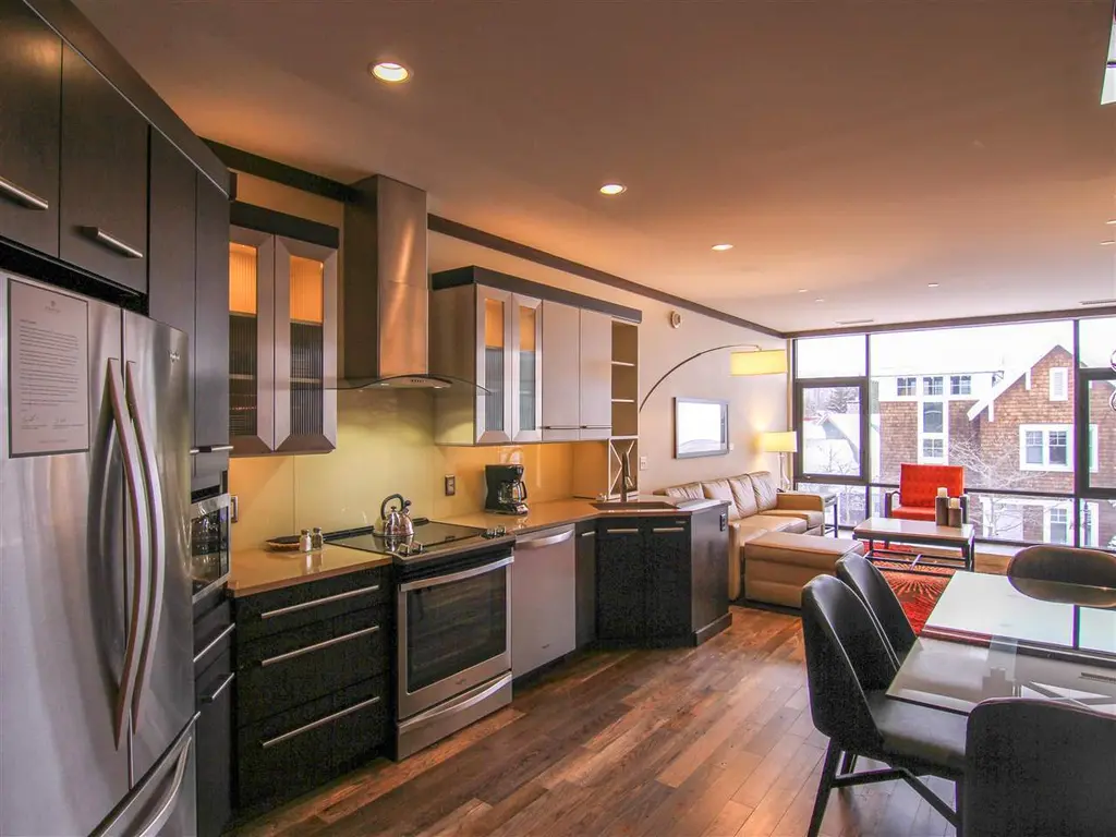 12450-Unit 8R Crystal Mountain Dr