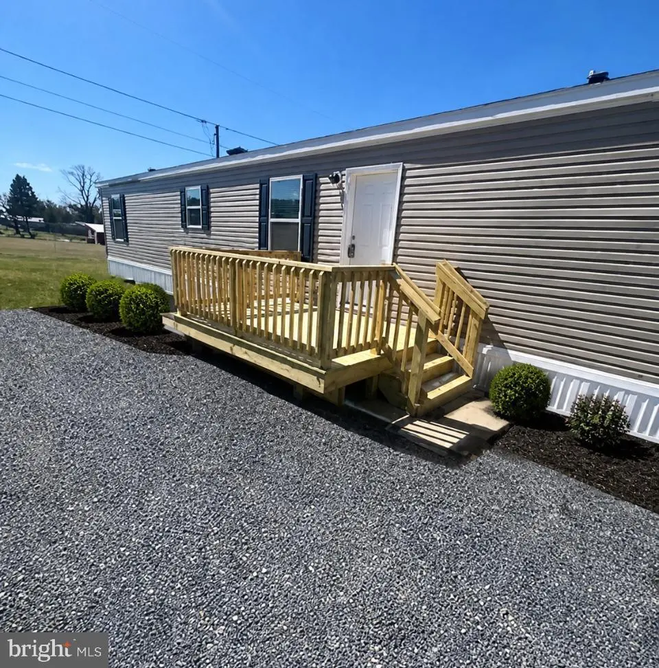 34 Cloverleaf Ct