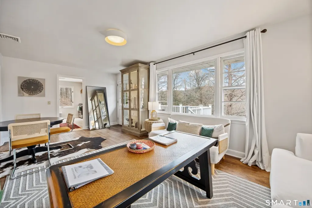 37 Church Hill Rd