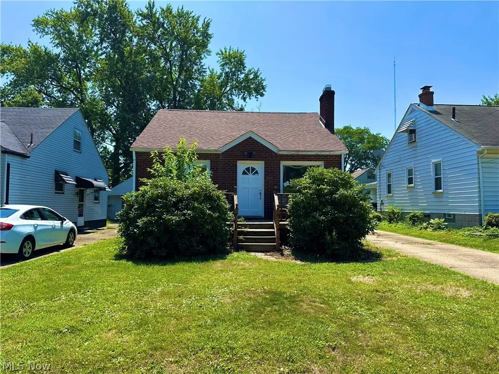 815 Detroit Ave