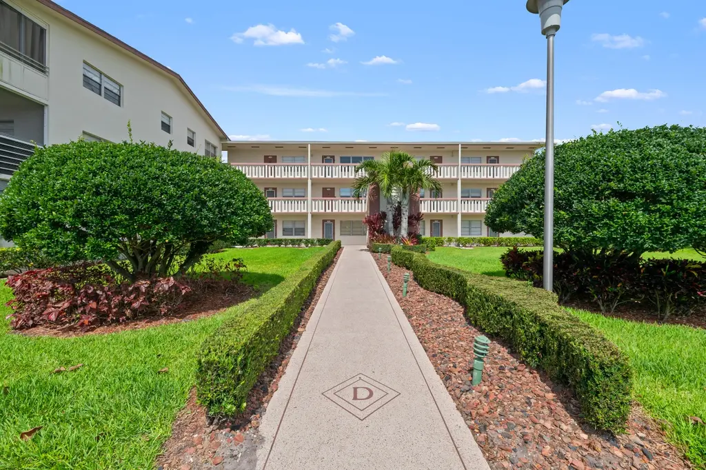 148 Preston Way #148