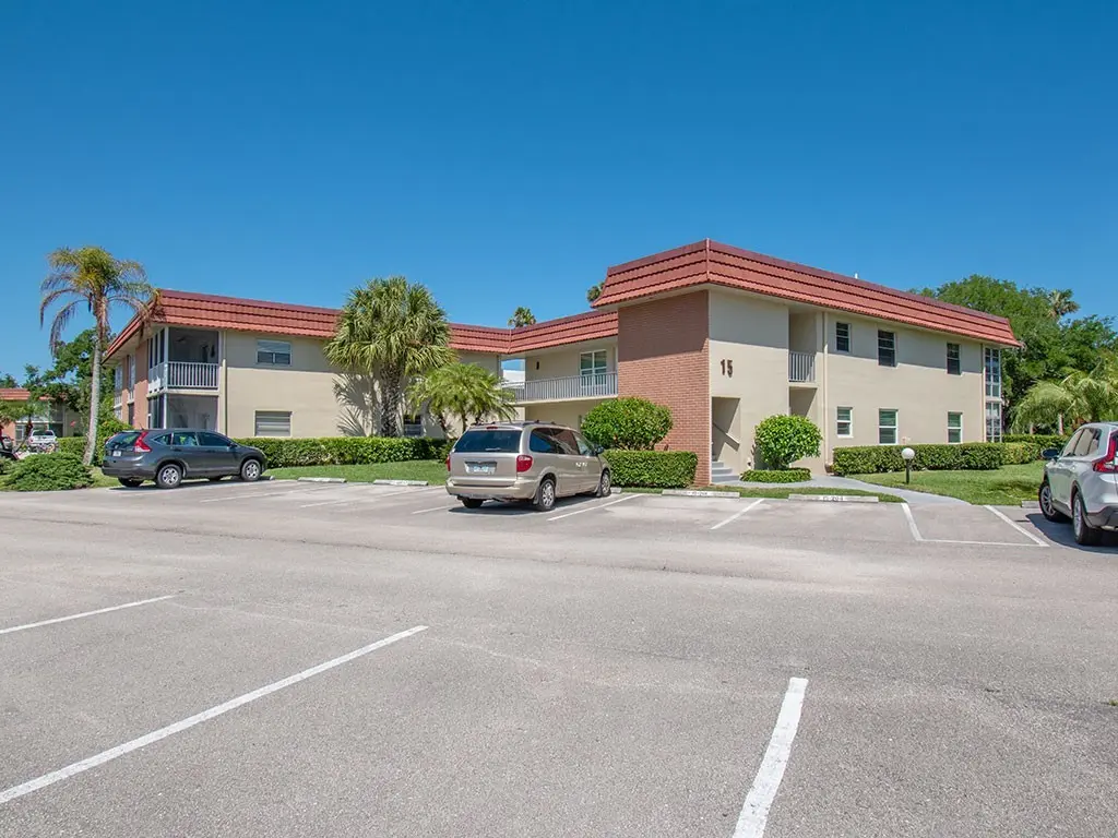 15 Vista Palm Ln #102