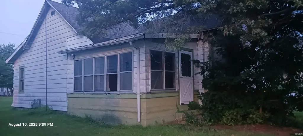 1408 Main St