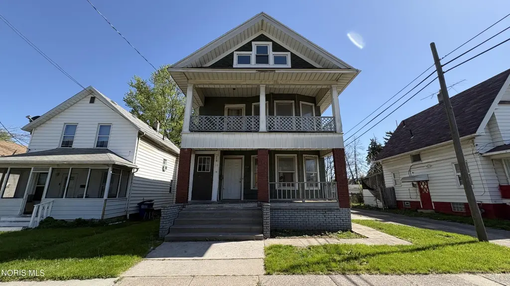 318 Troy St