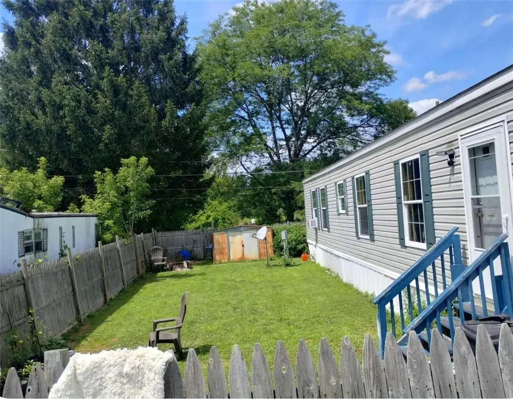 131 Horstman Ln