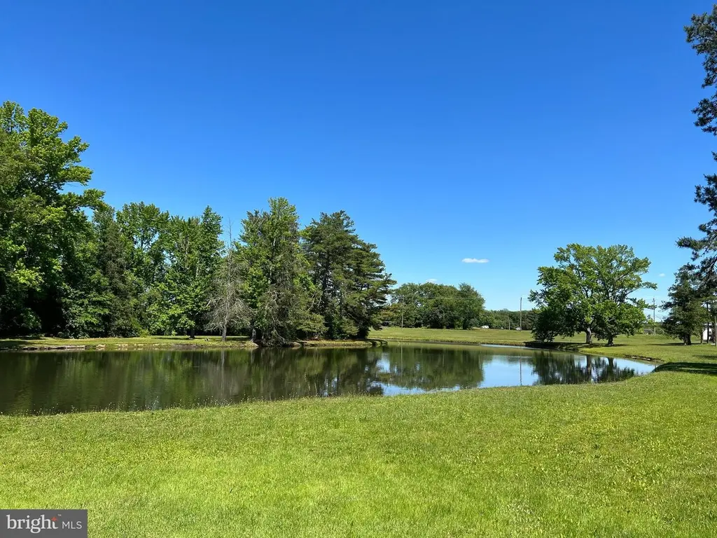 143 Ashwood Dr