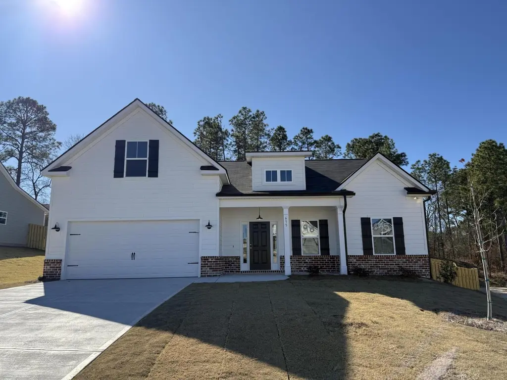 655 Broadsword Way