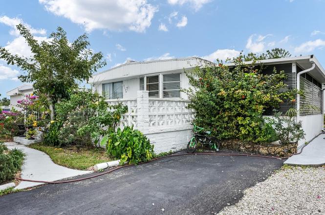 3150 Royal Palm Ct
