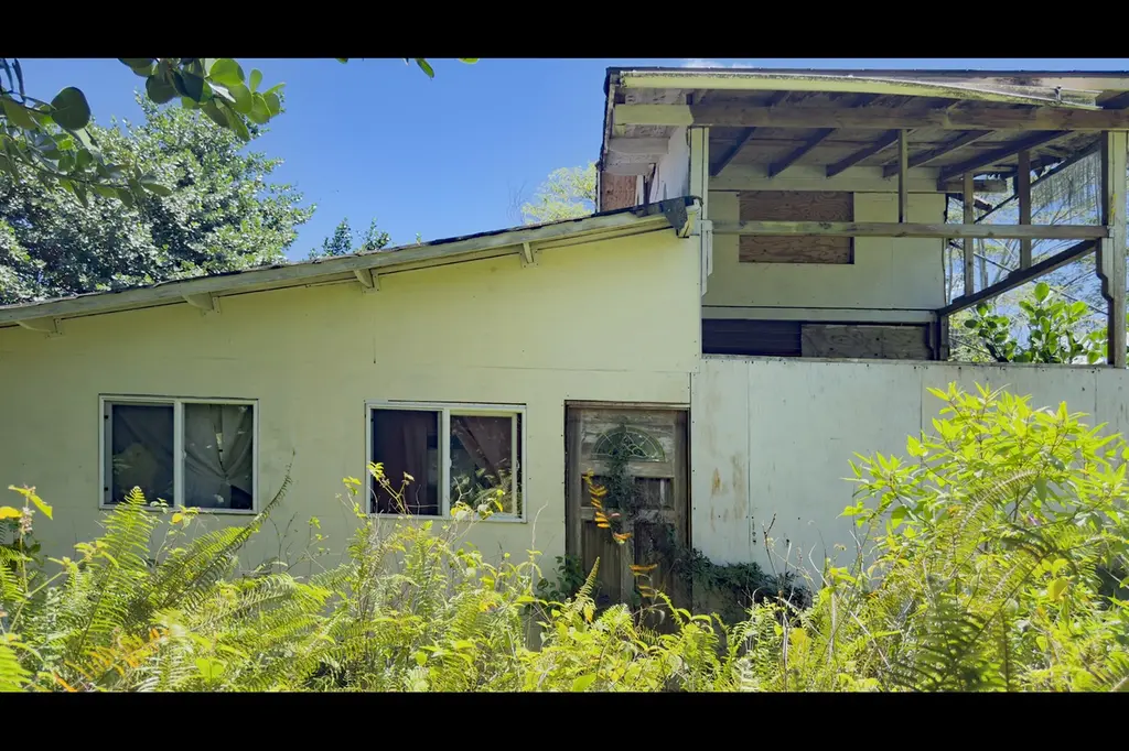 15-1358 17th Ave